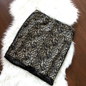 Ann Taylor Nude Black Dressy Laser Cut Skirt Sz 10